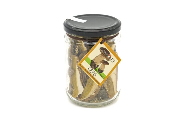 Getrocknete Steinpilze im Glas